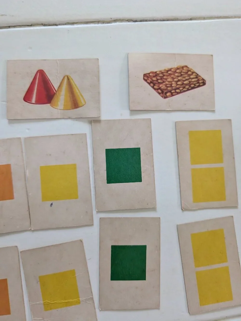 VTG 1962 Candy Land Game Pieces 57 Cards & Gingerbread Markers Milton Bradley